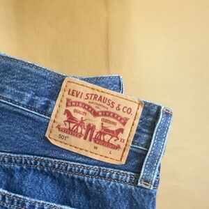 SOLD 🛑 Levi’s Shorts 501